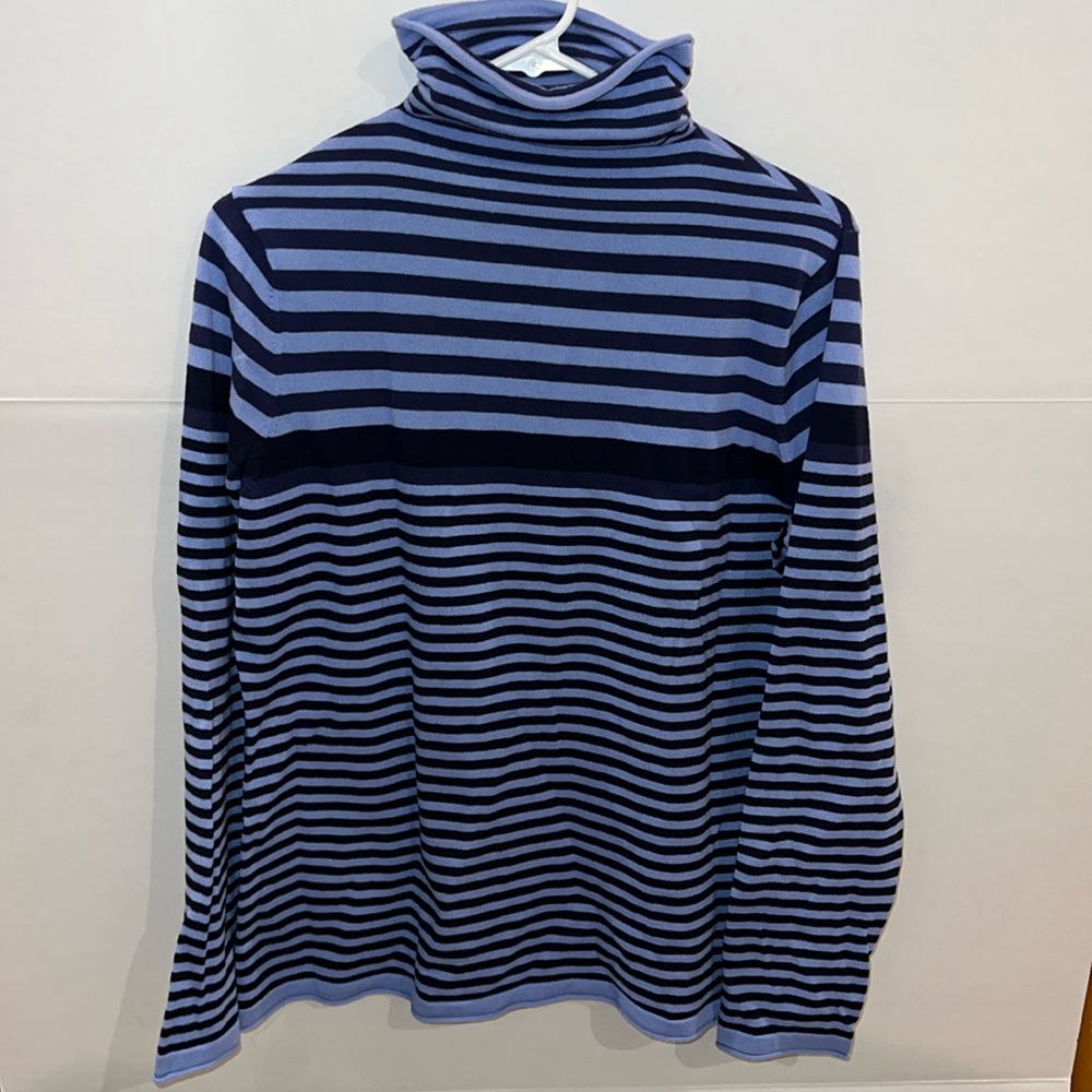Women’s Duluth Trading Co Turtleneck - Large
